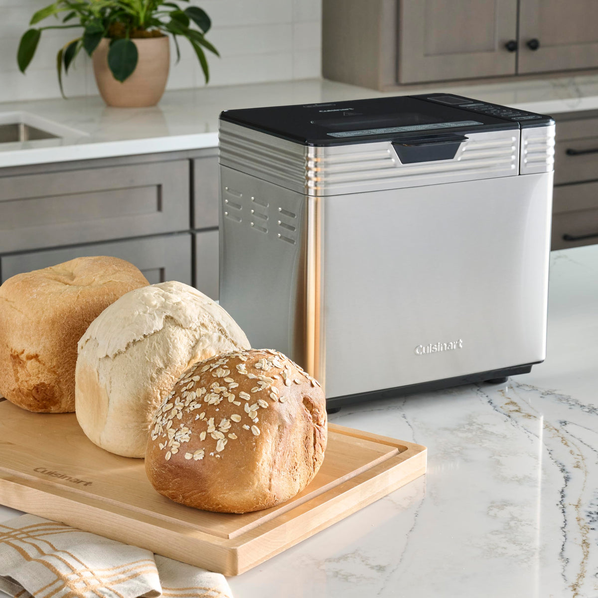 Convection Bread Maker with 16 Programs and 3 Loaf Sizes